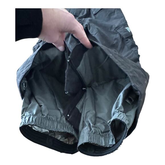 Burton boys, cargo ski snowboard pants black size small 8 yrs - Picture 7 of 9